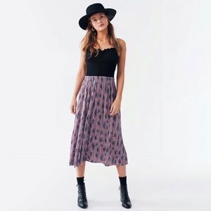 Urban Outfitters | Floral Midi Skirt